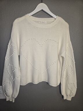 Moon & Madison Bobble Knit Heart Cropped Sweater Size Medium